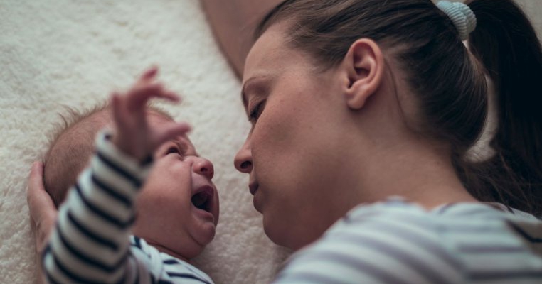 Top 10 porunci de la pediatru când vrei să scapi de colicile bebelușului