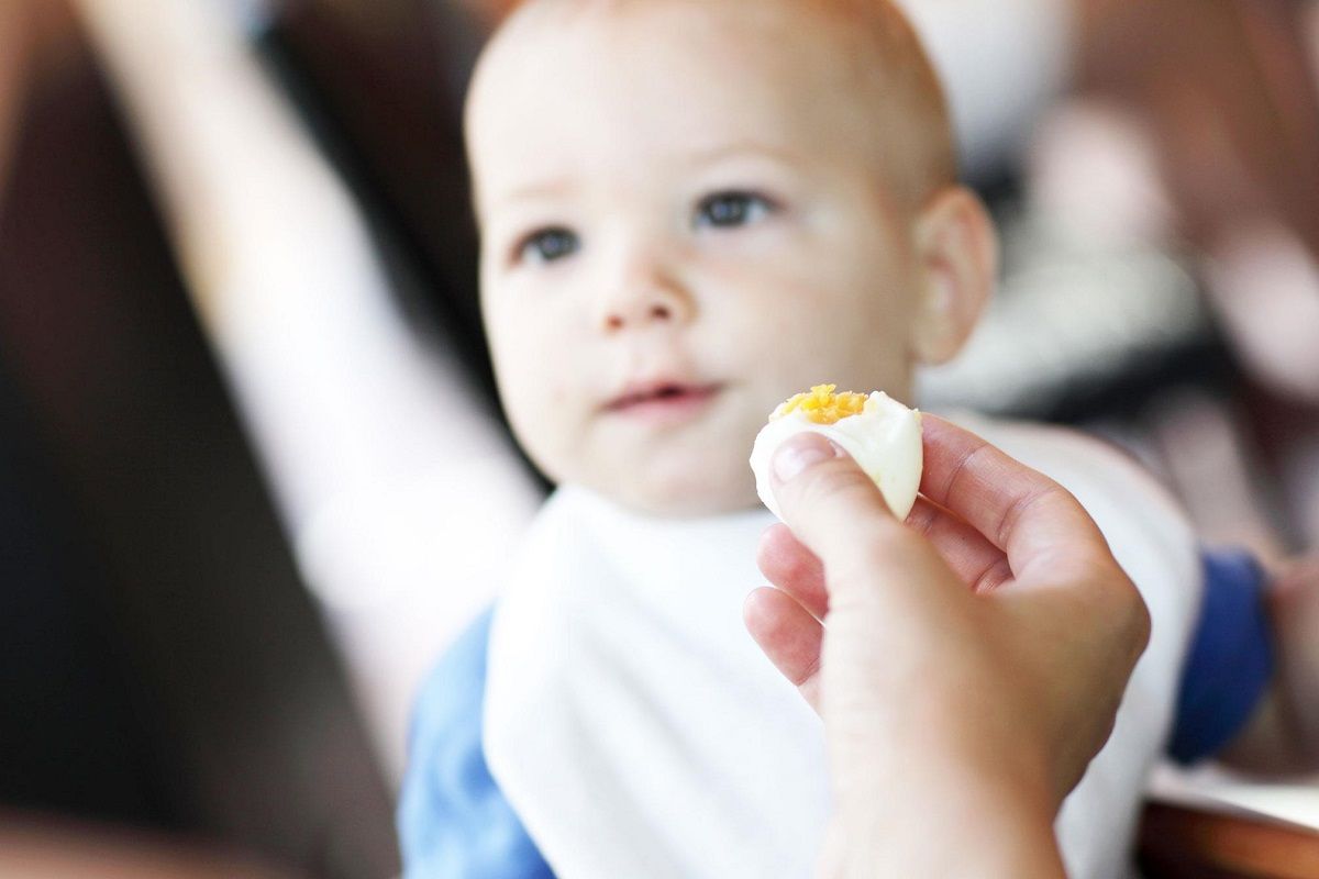 Iată ce trebuie să știi despre consumul de ouă în cazul copilului și în cazul adultului