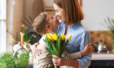 Ești mamă de băiat? 29 de adevăruri pentru mamele de băieți