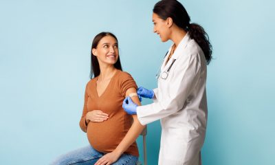 Femeile însărcinate se pot vaccina? Dar cele care alăptează?